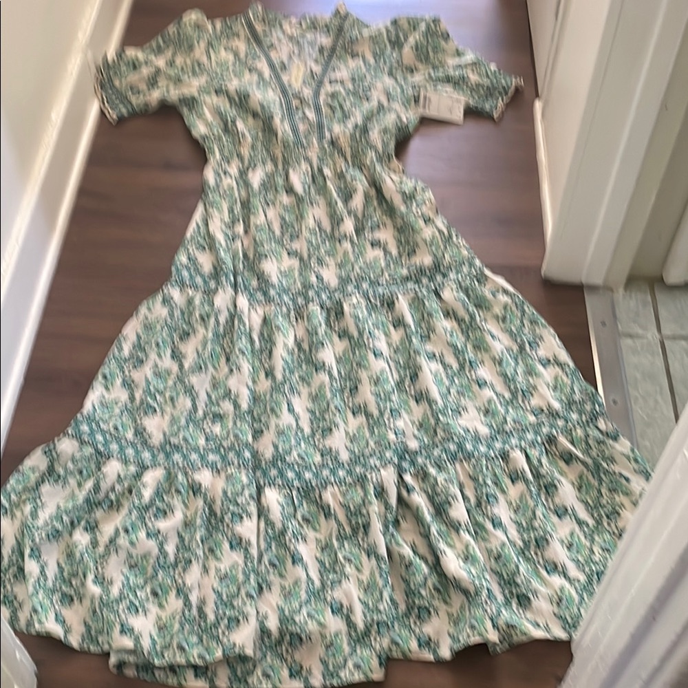 Max Studio Short Sleeve Tiered Maxi Dress Size CL NWT